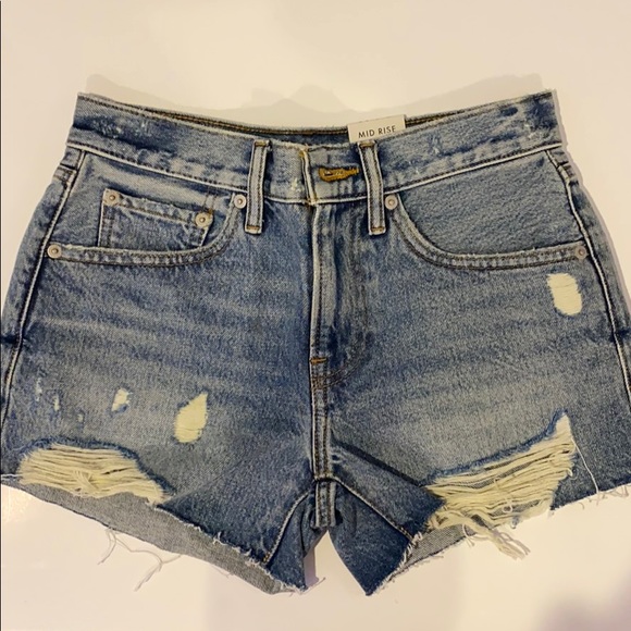 Lucky Brand Light Wash Shorts - Picture 1 of 3
